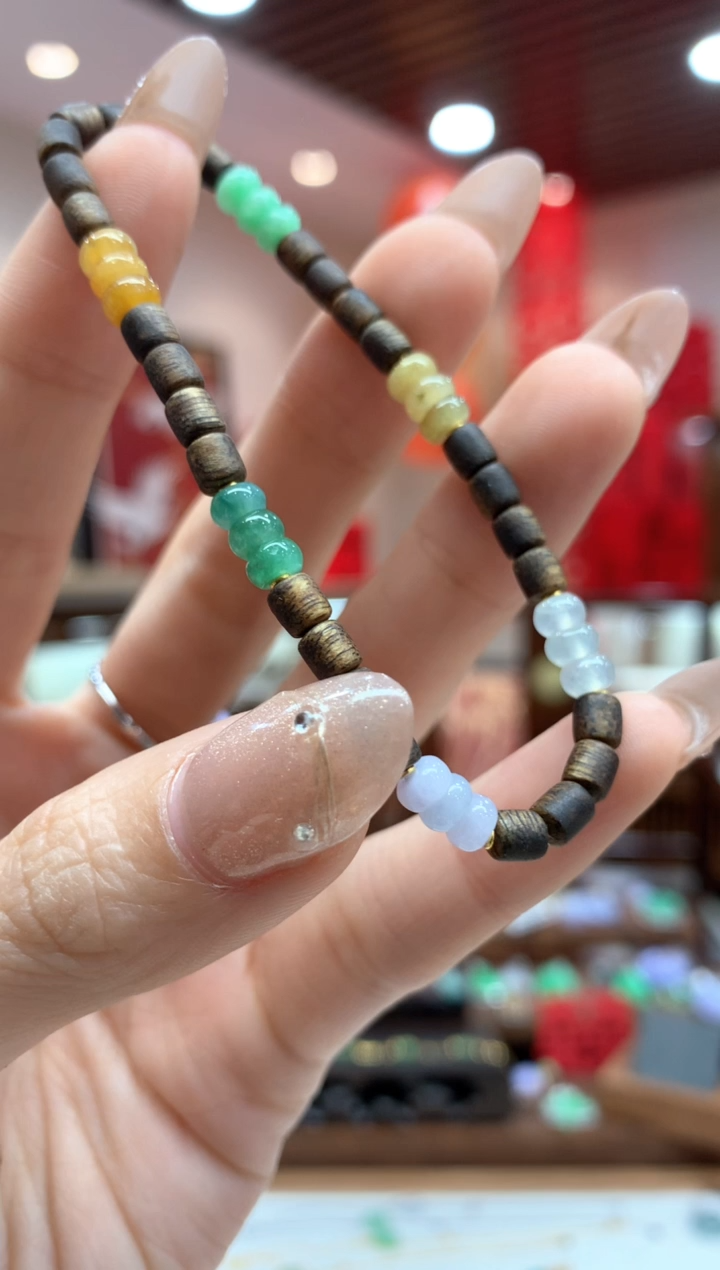 【闪购商品】翡翠手串18K金镶嵌手串