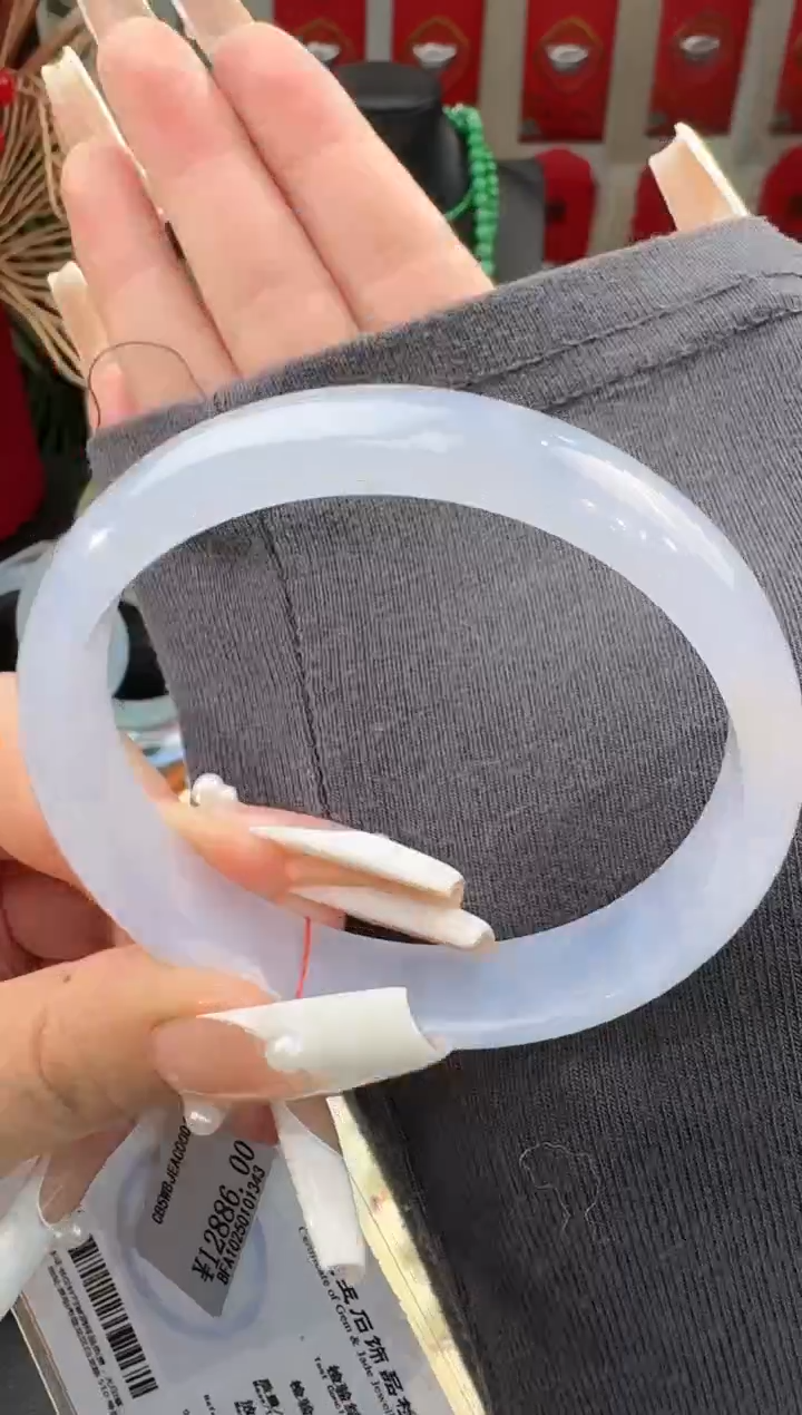 【闪购商品】翡翠手镯未镶嵌手镯