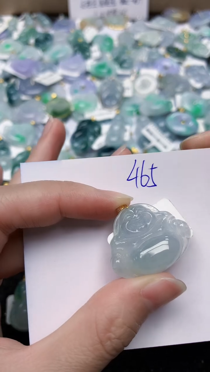 翡翠18K金镶嵌颈饰天然缅甸A货翡翠