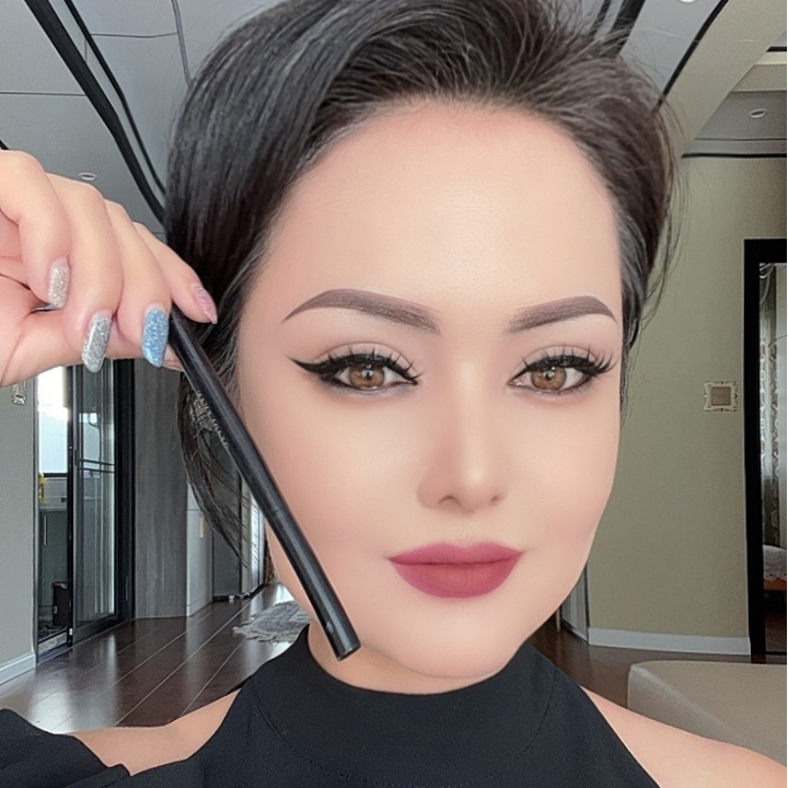 眼线不晕染胶笔眼线笔不晕妆好画