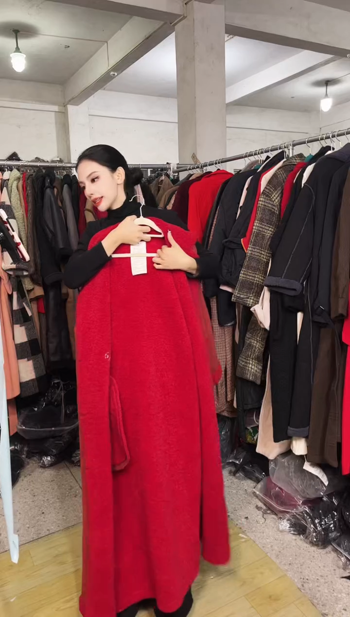 820闪购外套外披马甲打底裤子