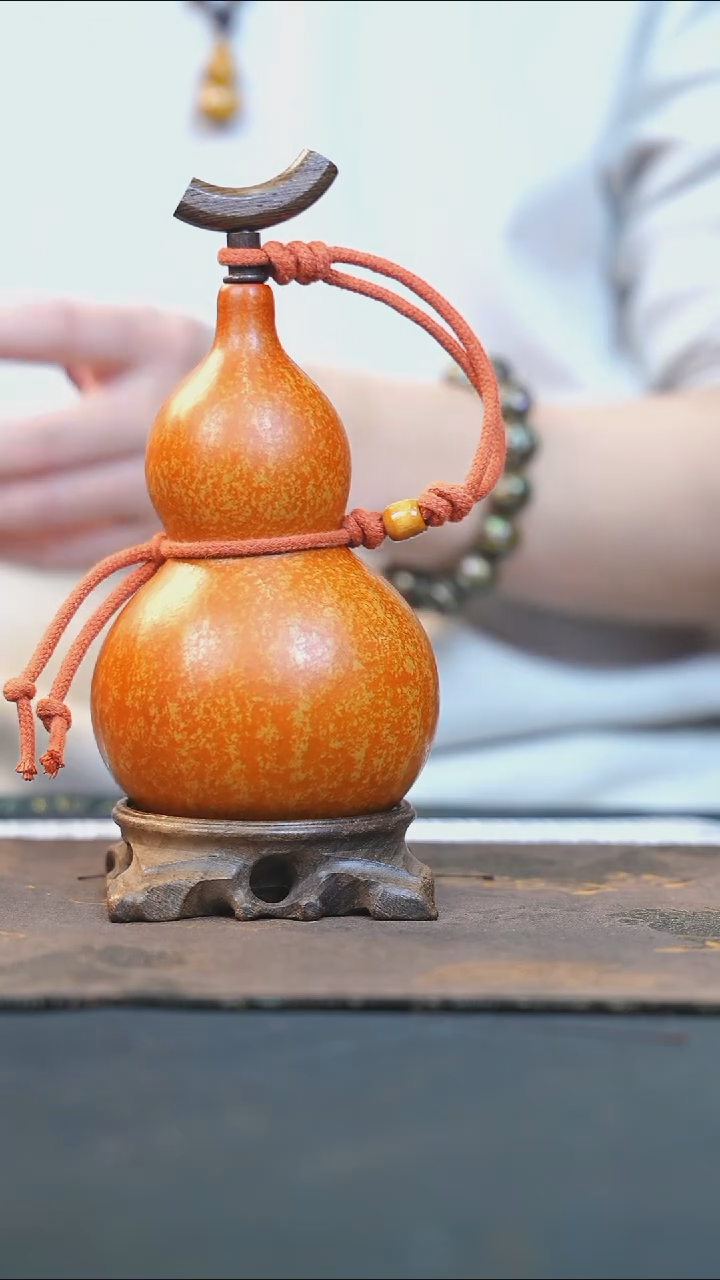 【闪购商品】RU150大漆酒葫芦不包手串及旋转底座