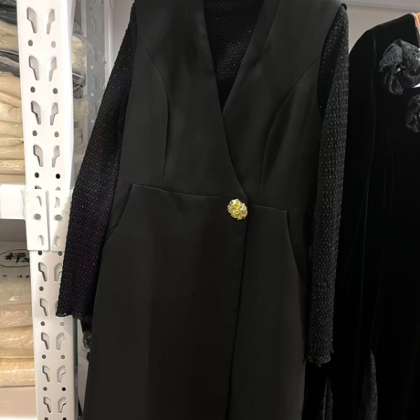 A06｜黑色气质显瘦高品质西装裙