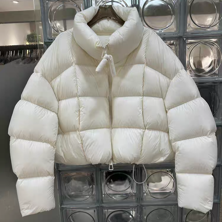 90白鸭绒小辣椒泡芙潮款羽绒服