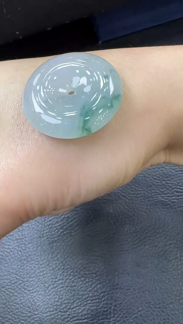 【闪购商品】翡翠挂件未镶嵌平安扣