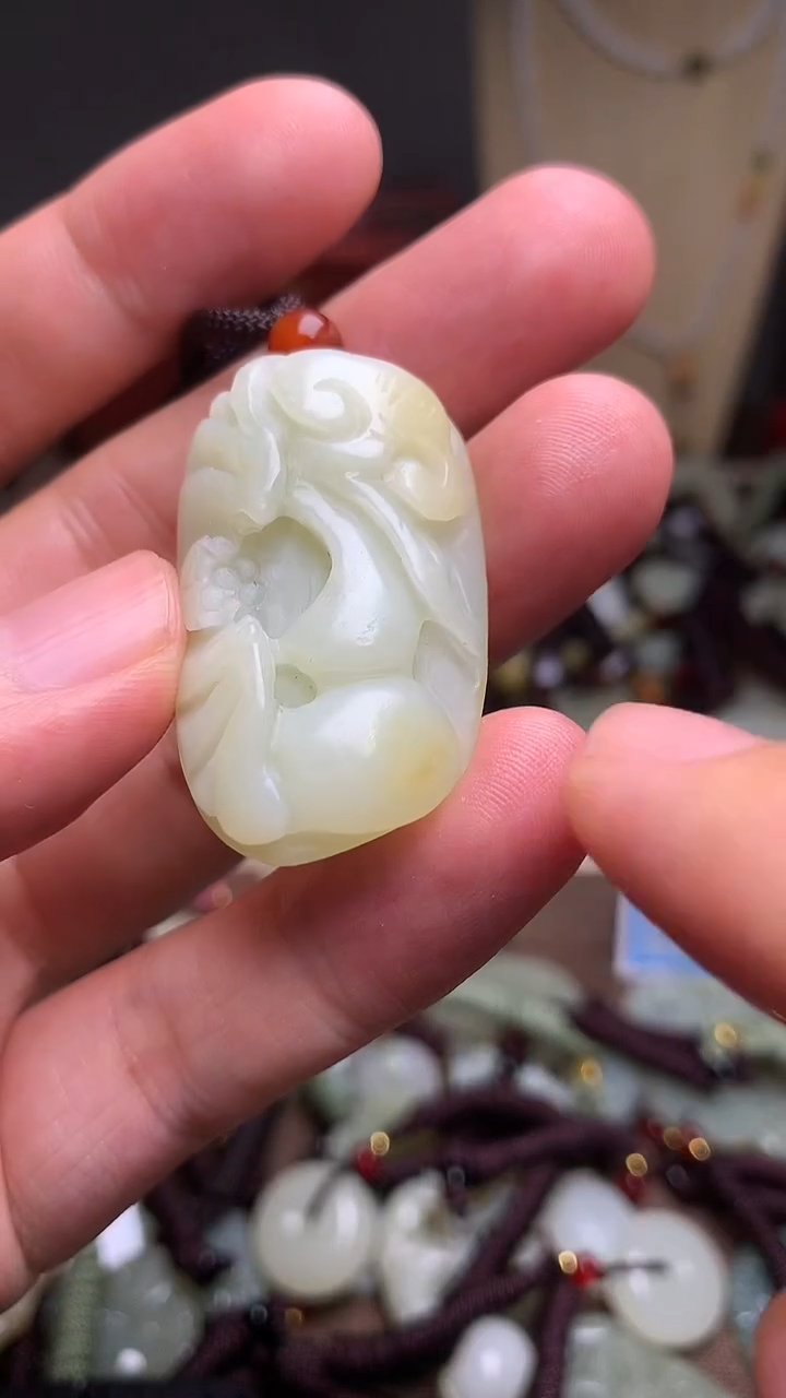 颈饰未镶嵌和田玉新疆料青海料清水和田玉吊坠