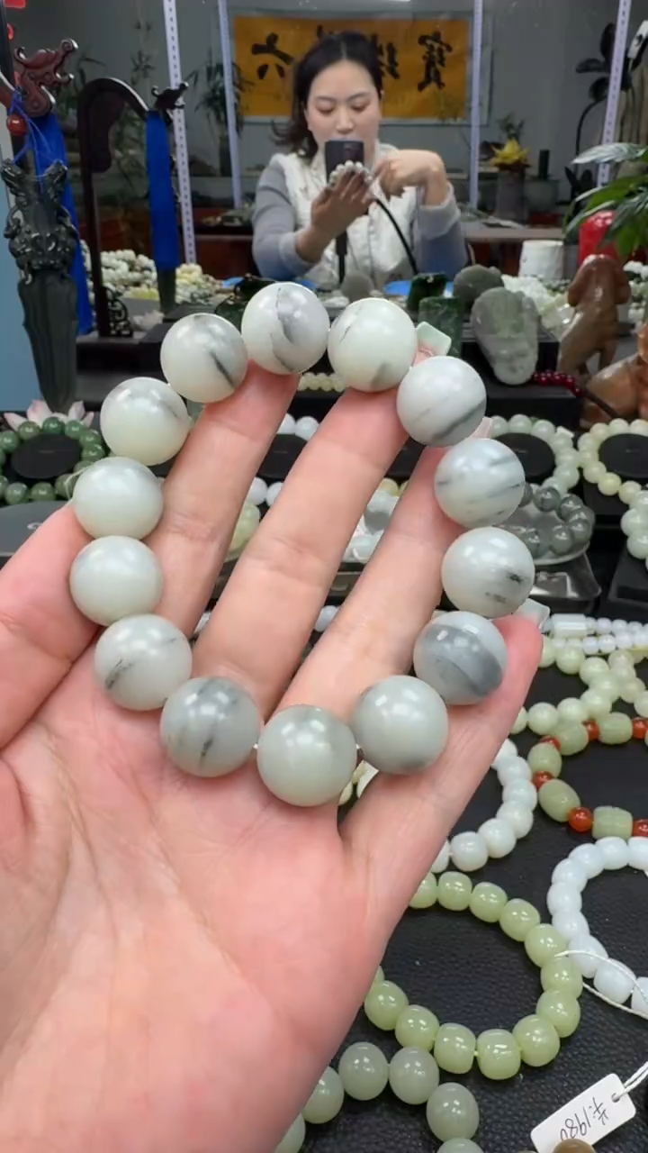 未镶嵌手串和田玉新疆青花一线天卡16