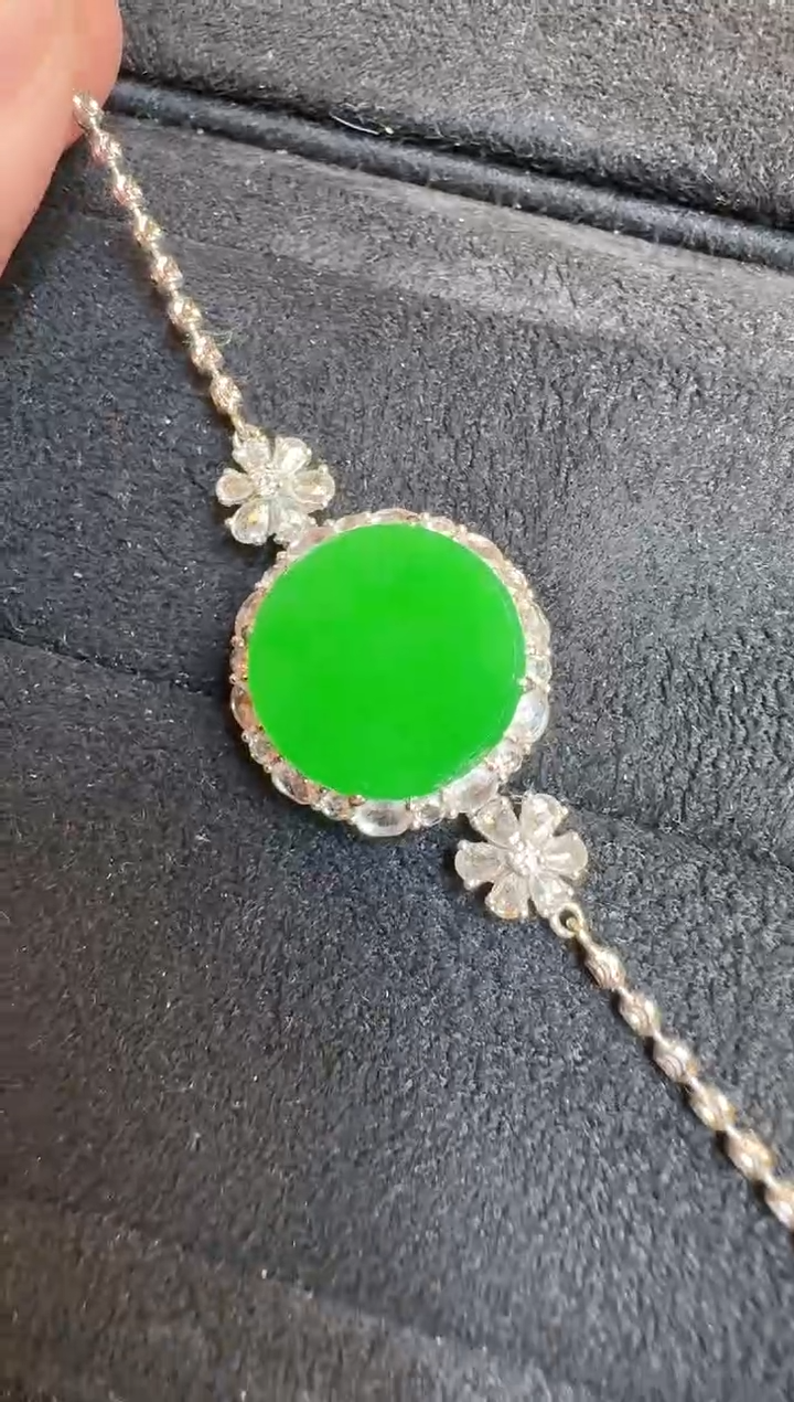 【闪购商品】翡翠手链18K金镶嵌多样性团购发一件