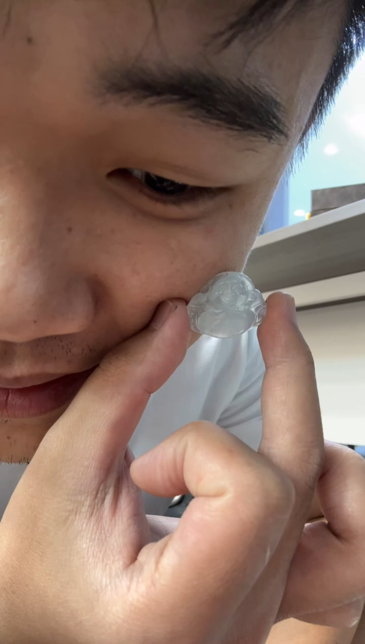 翡翠未镶嵌颈饰四*天然A货翡翠冰晴佛公吊坠 多样性一件