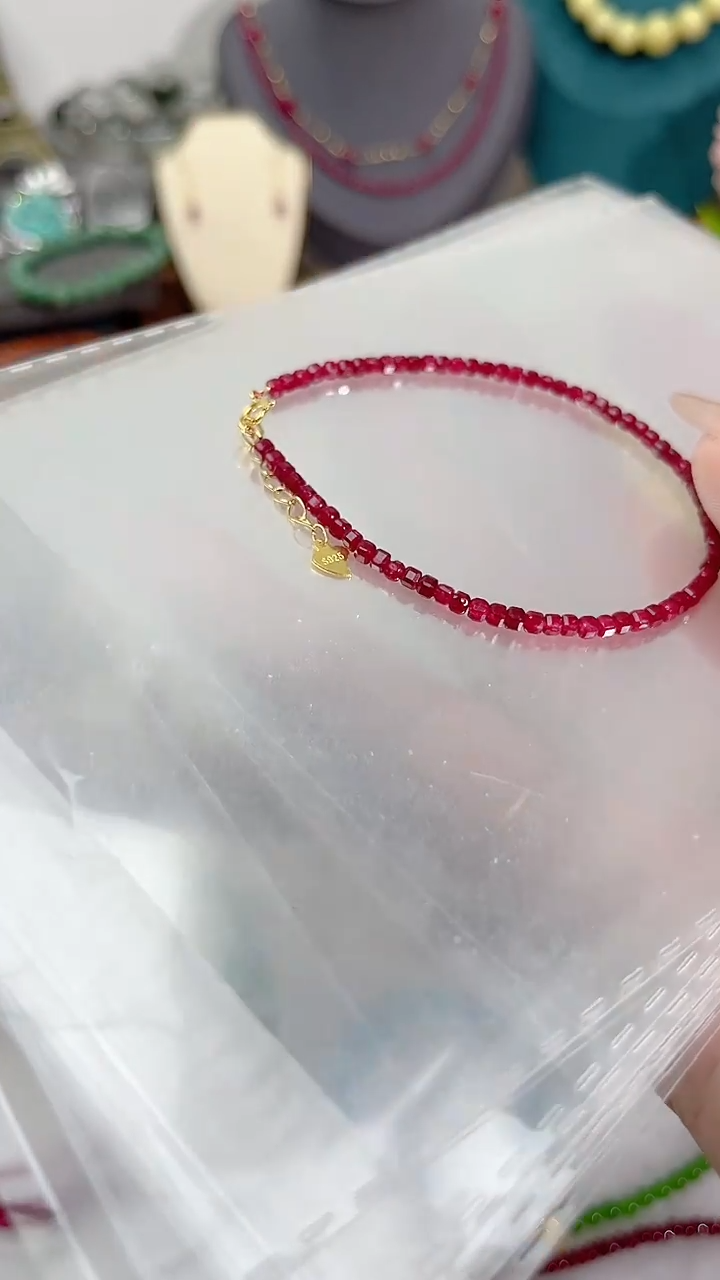 【闪购商品】红宝石手链银S925镶嵌姨妈56