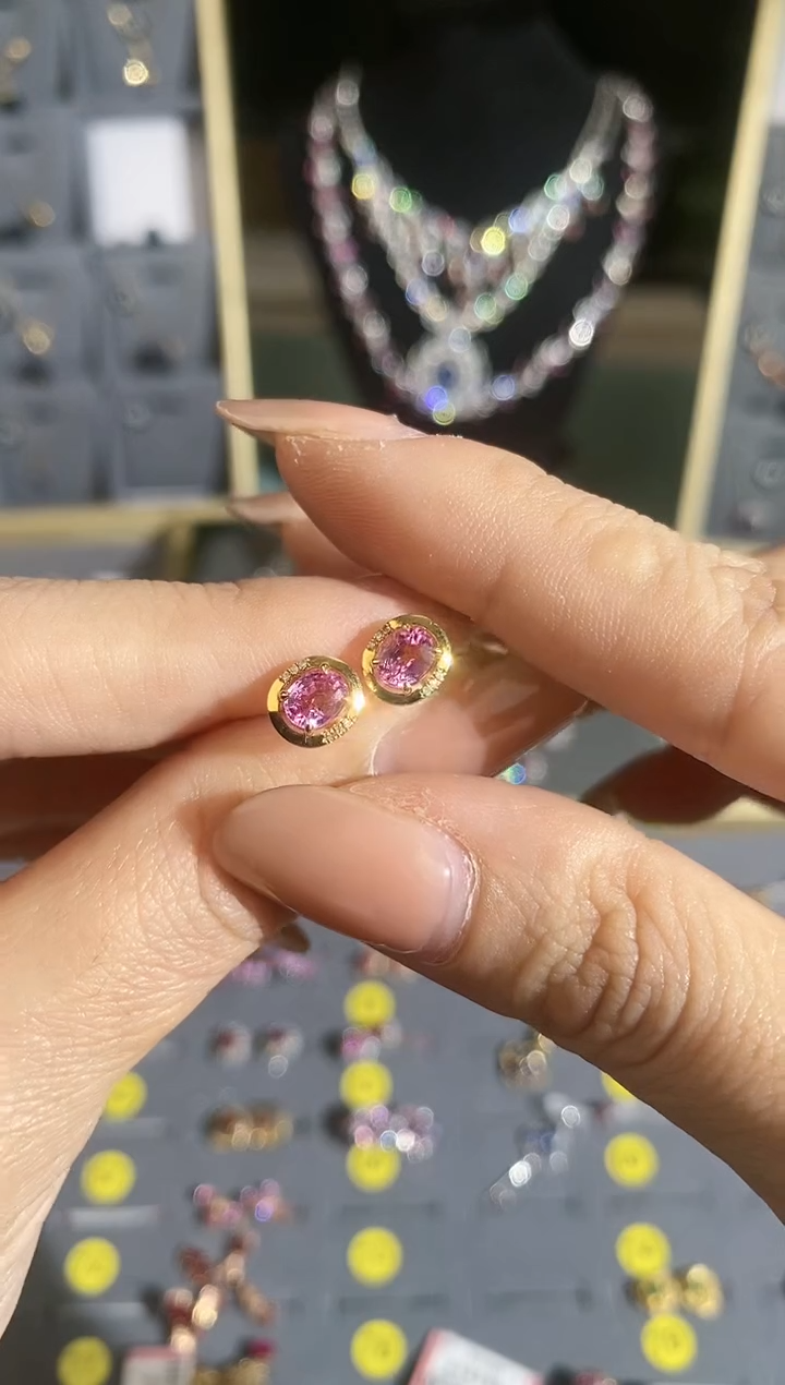 【闪购商品】彩色蓝宝石耳钉14K金镶嵌耳钉