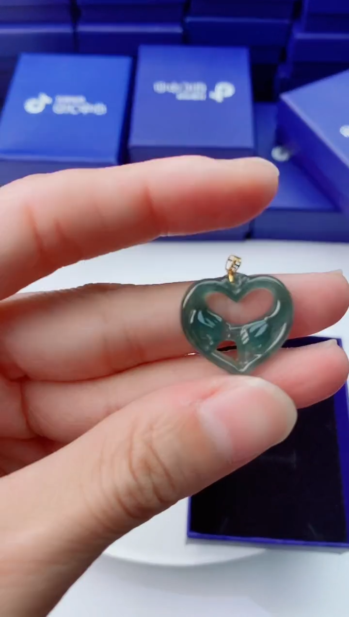 【闪购商品】翡翠颈饰18K金镶嵌            