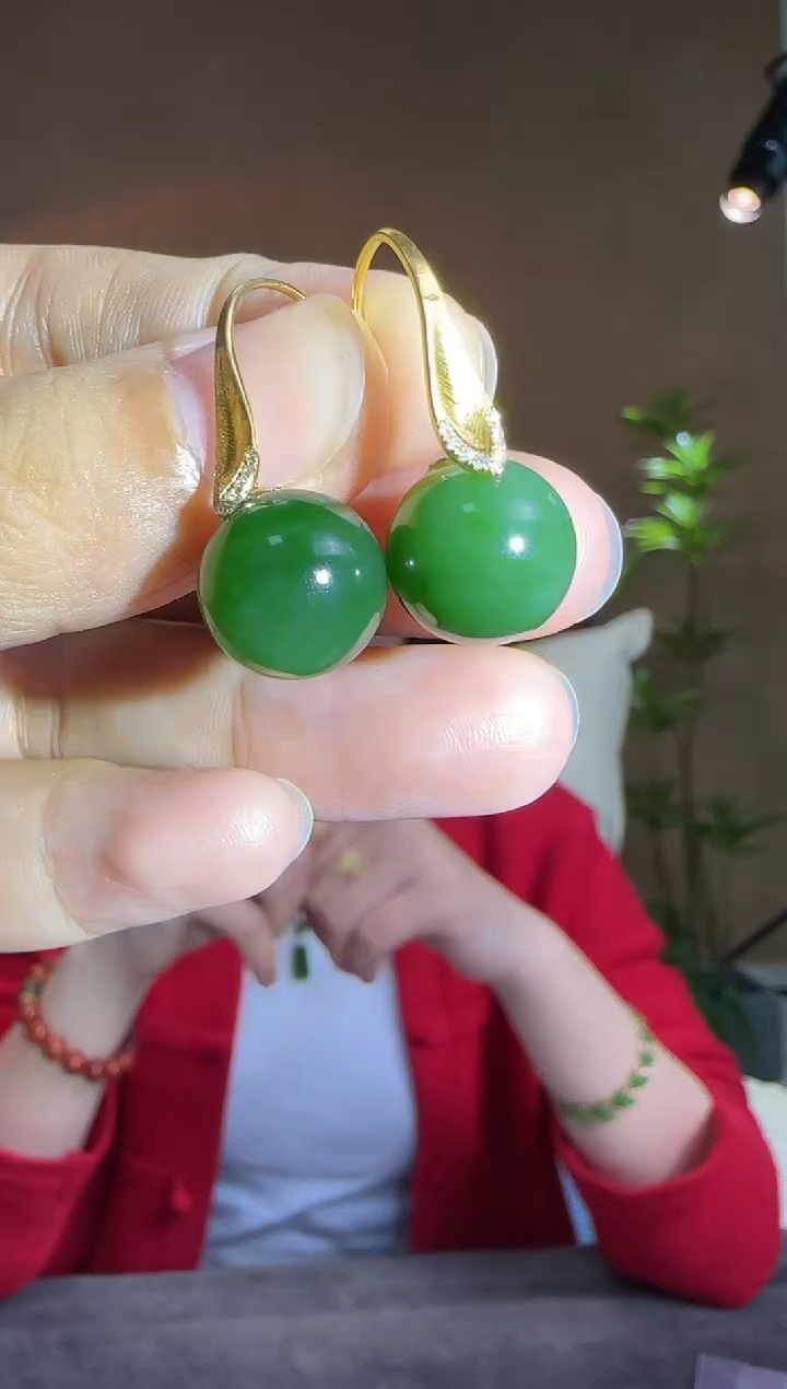 【闪购商品】和田玉耳钩18K金镶嵌18K金镶碧玉圆珠耳钩