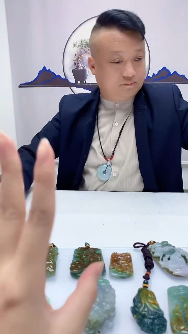 【闪购商品】定制翡翠未镶嵌4969zm-毛货挂件