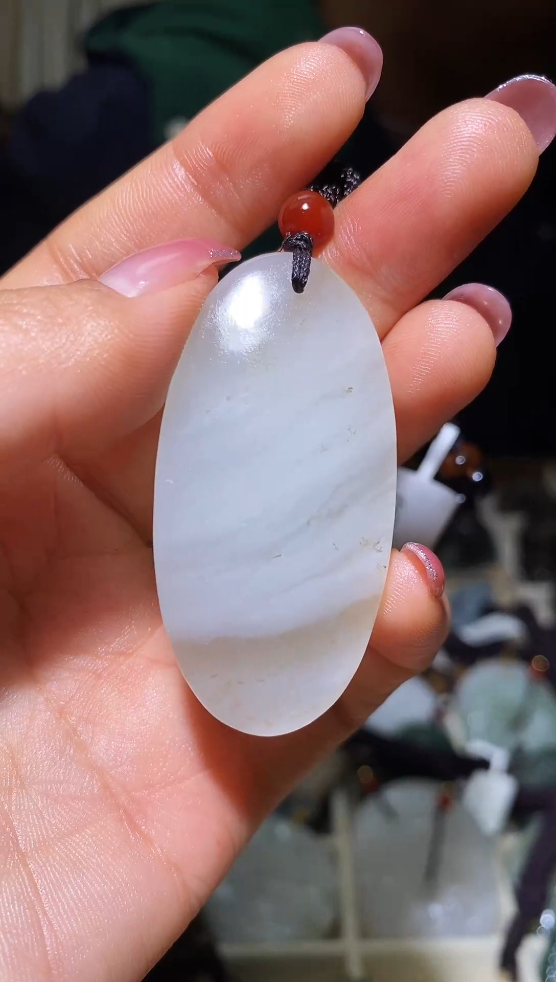 颈饰未镶嵌和田玉1