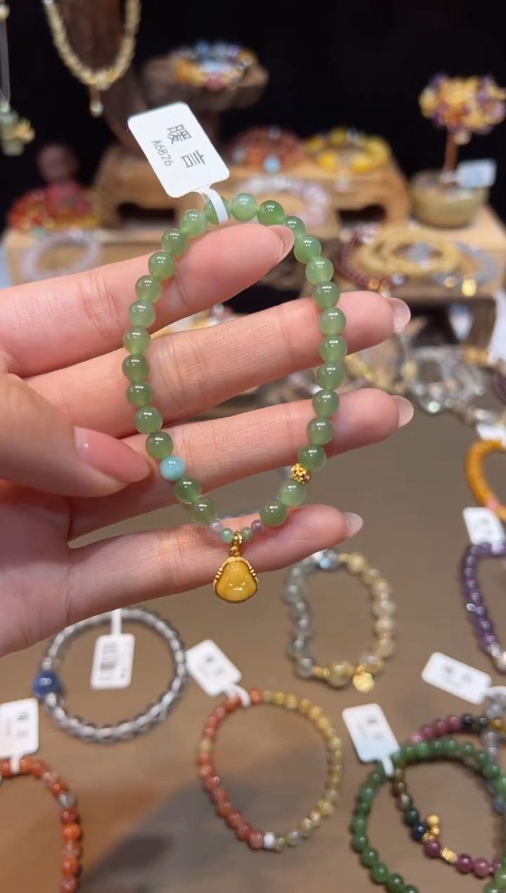 手饰和田玉未镶嵌手饰@@A6826