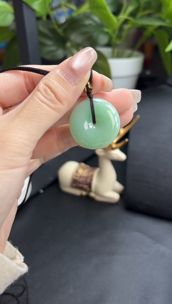 【闪购商品】翡翠颈饰未镶嵌平安扣