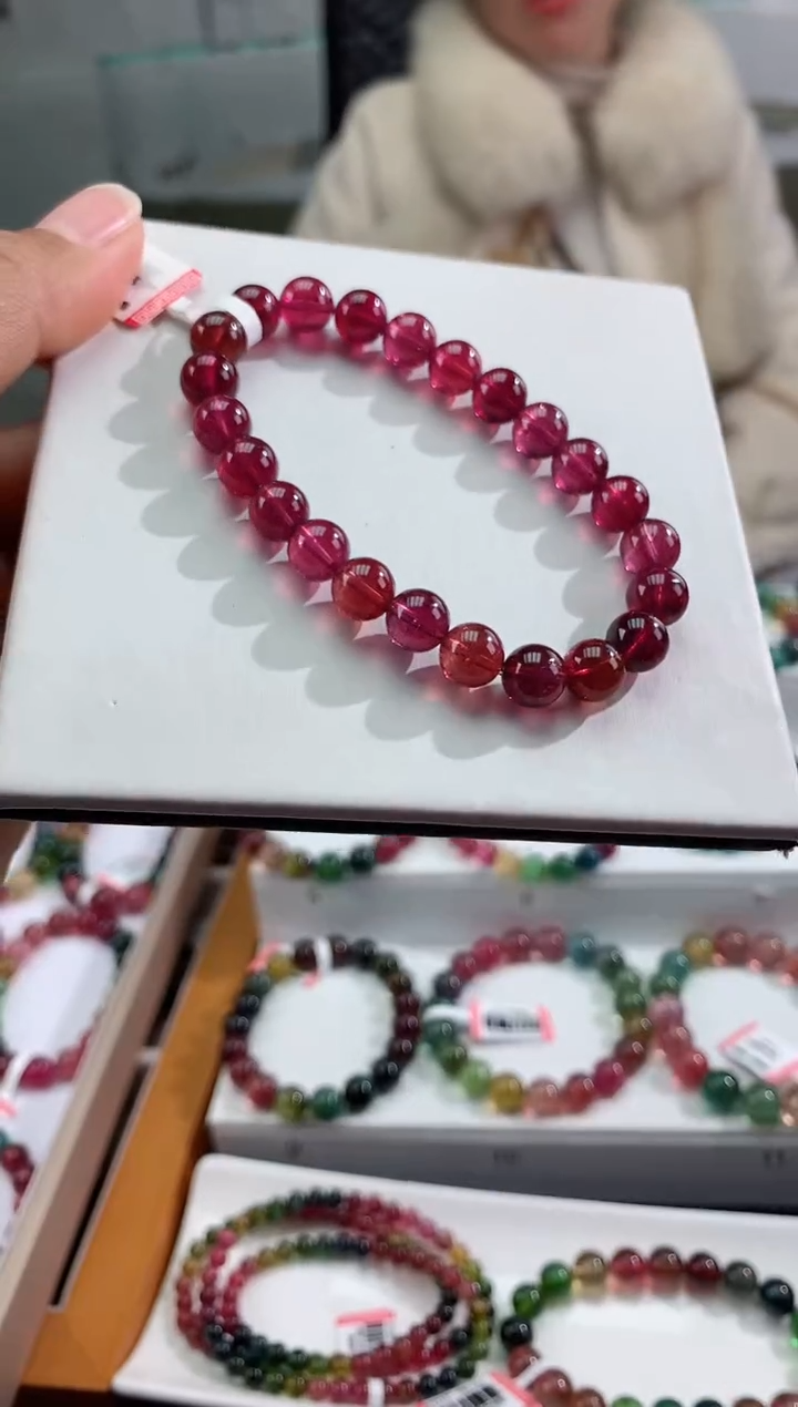 【闪购商品】碧玺手链未镶嵌多样性发一条