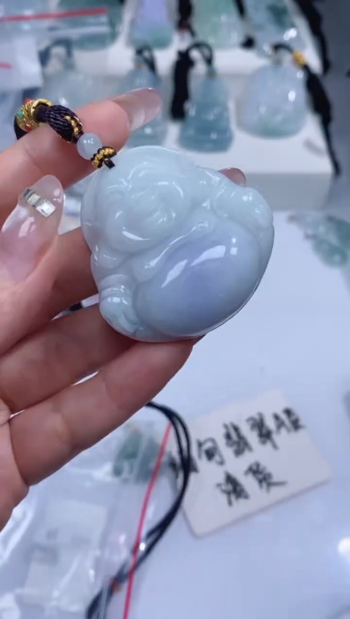 颈饰未镶嵌翡翠吊坠