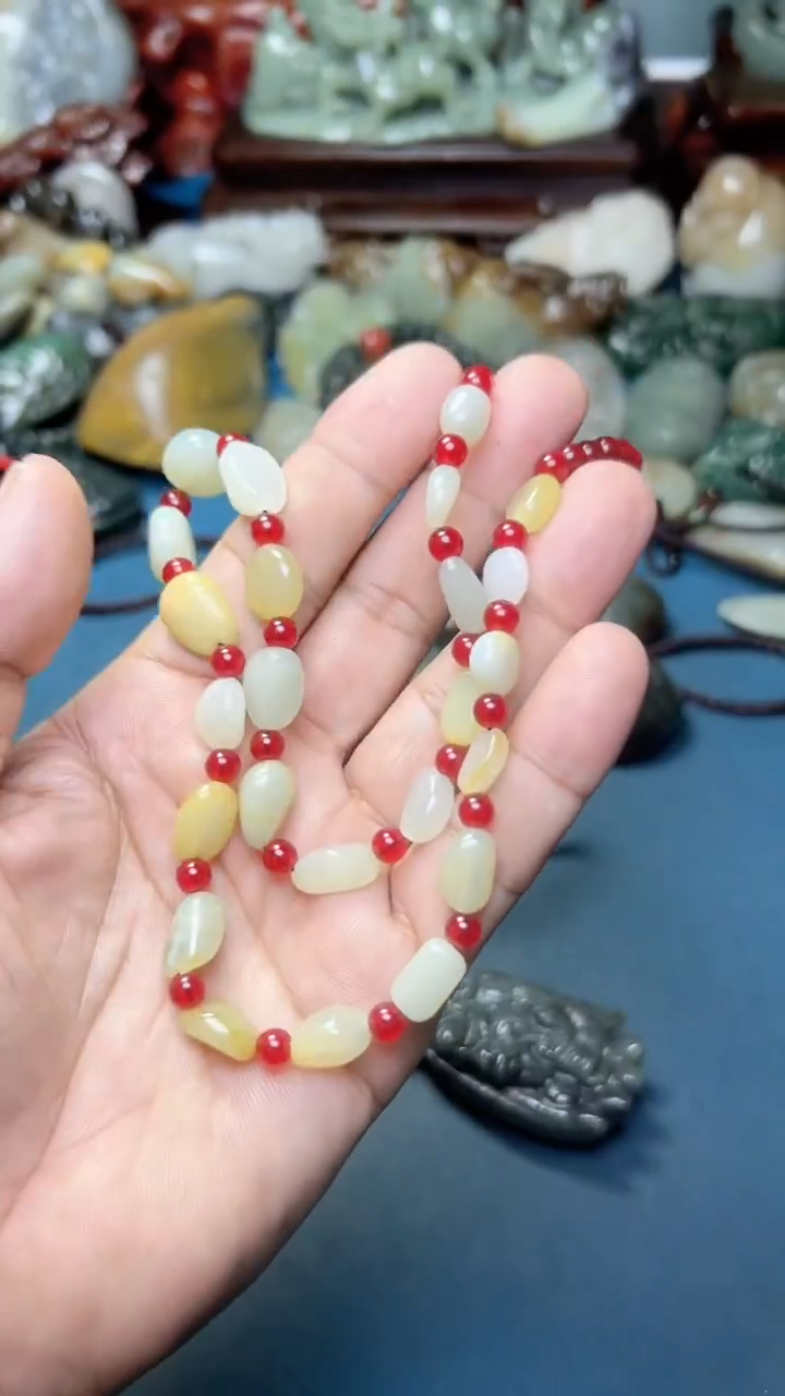 未镶嵌和田玉挂件-