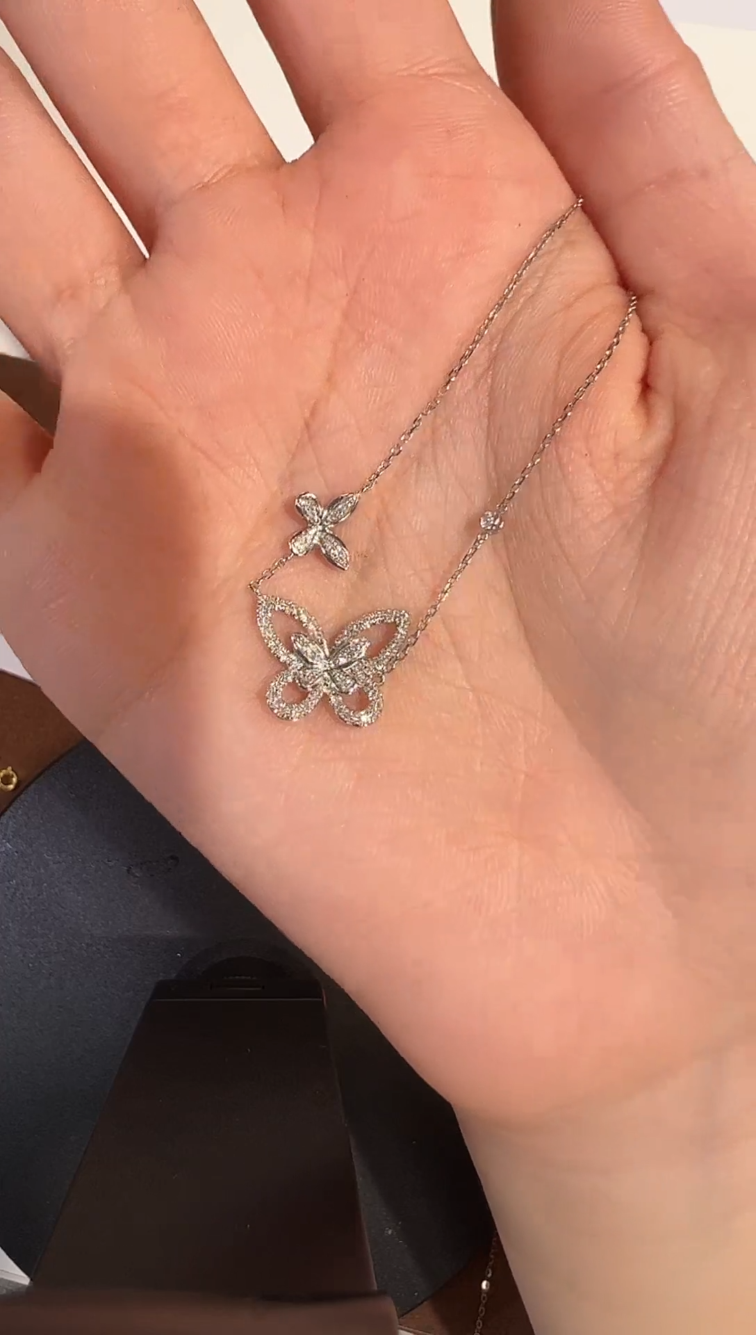 【闪购商品】钻石套链铂Pt950镶嵌重金双蝴蝶