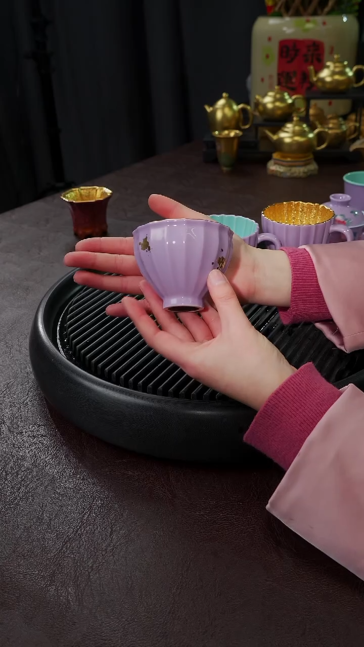 【闪购商品】杯【宜景窑烟幕紫鎏金】筋纹宫灯