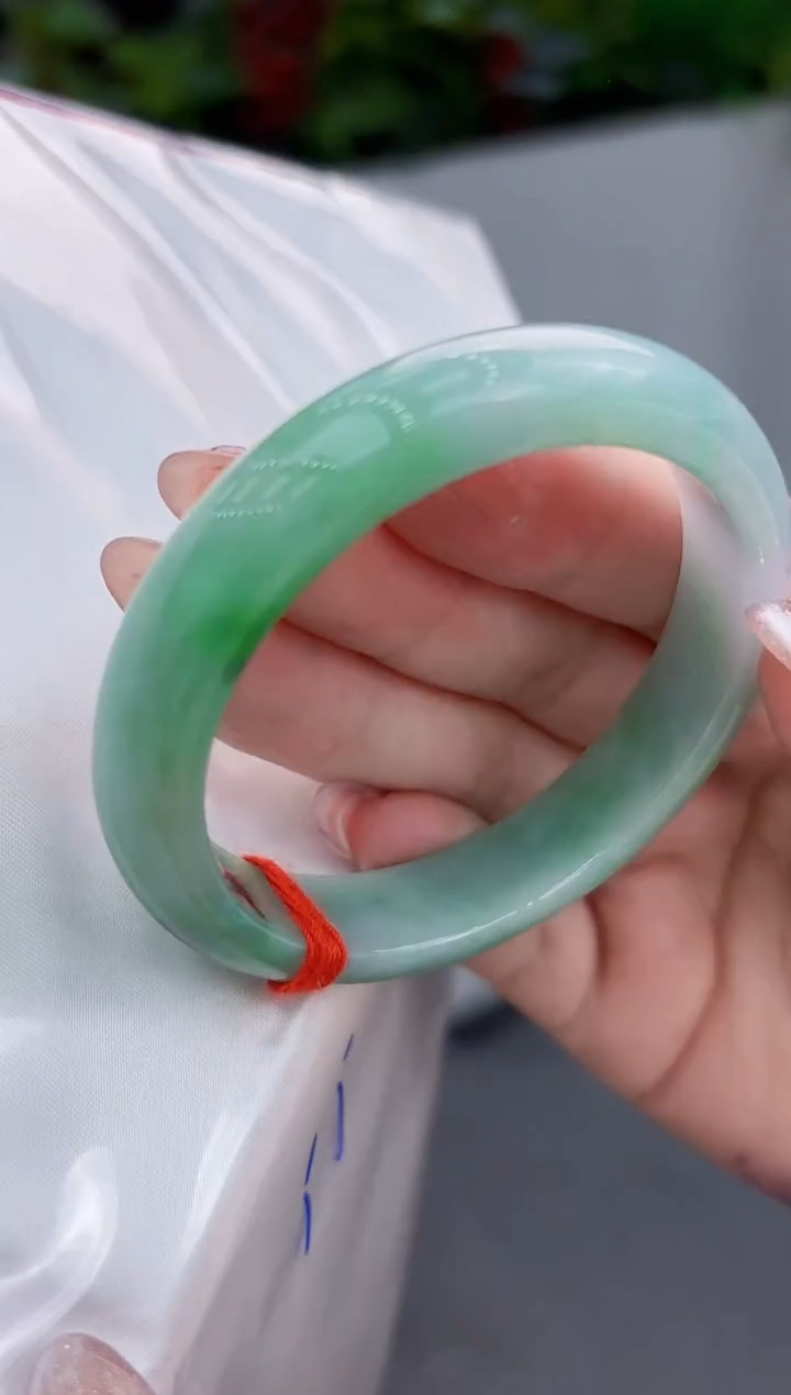 【闪购商品】翡翠手镯未镶嵌翡翠手镯