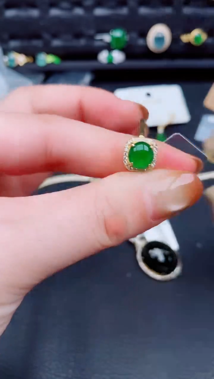 【闪购商品】翡翠戒指银S925镶嵌天然a货翡翠810