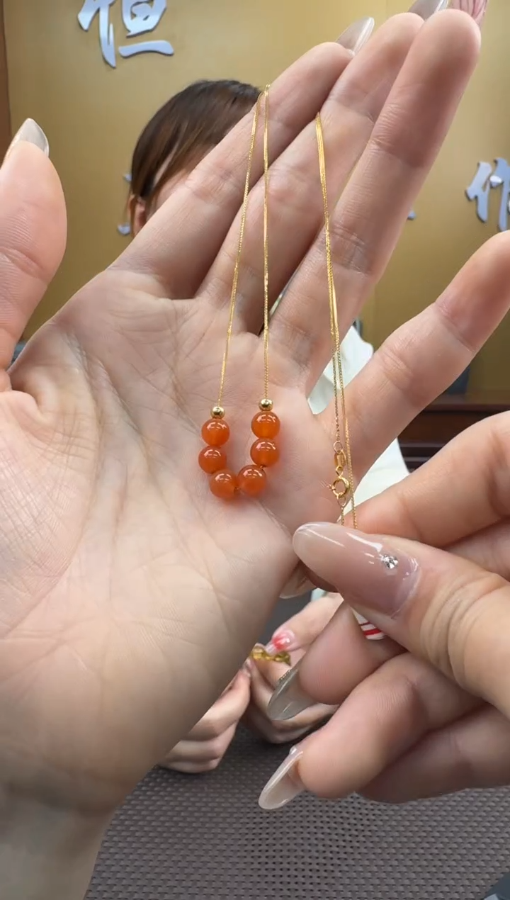 【闪购商品】玛瑙/玉髓项链18K金镶嵌项链