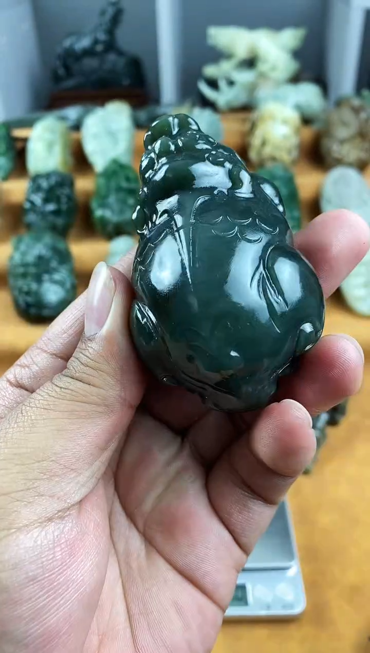 未镶嵌和田玉把件1
