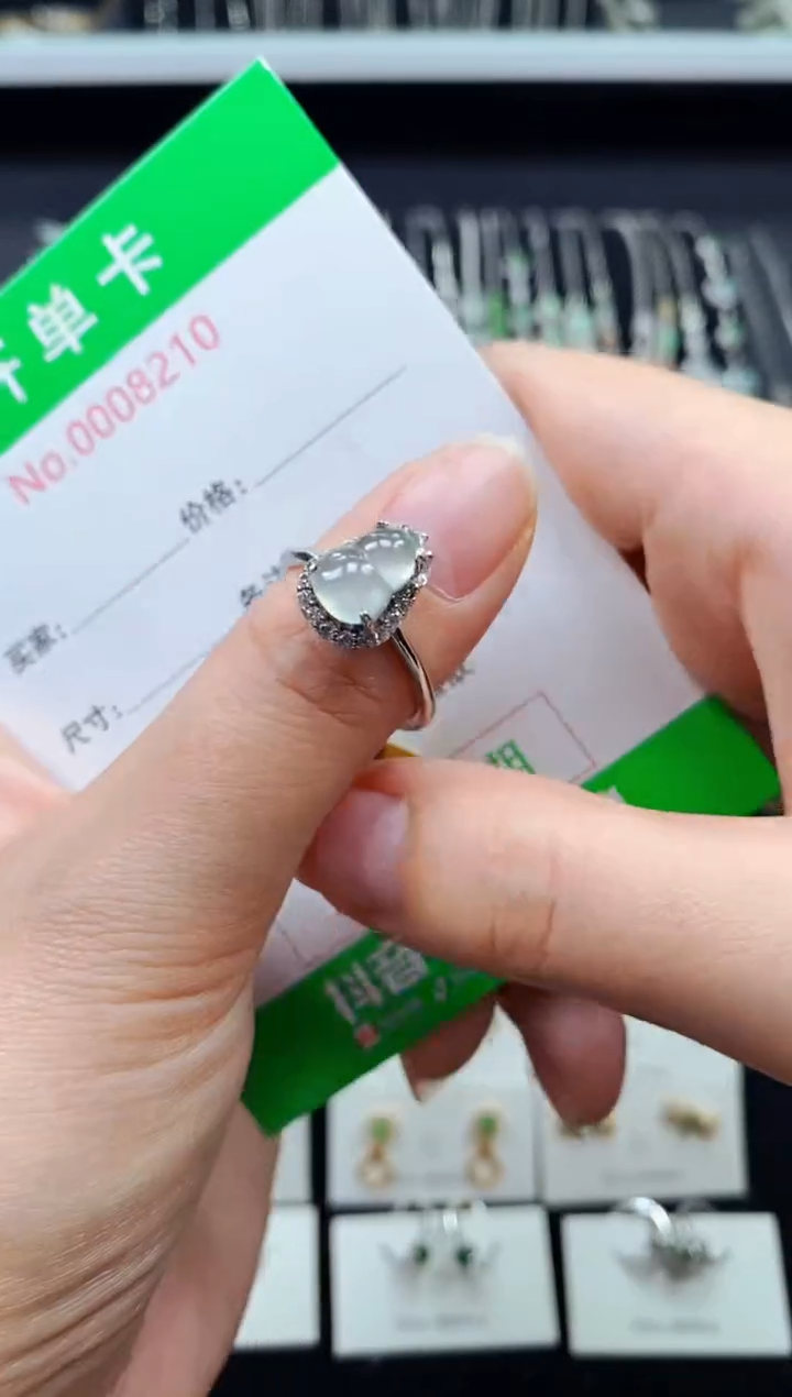 【闪购商品】翡翠戒指银S925镶嵌8210