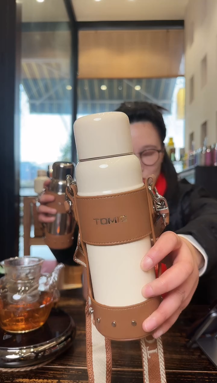 一体色初露白一体色初露白