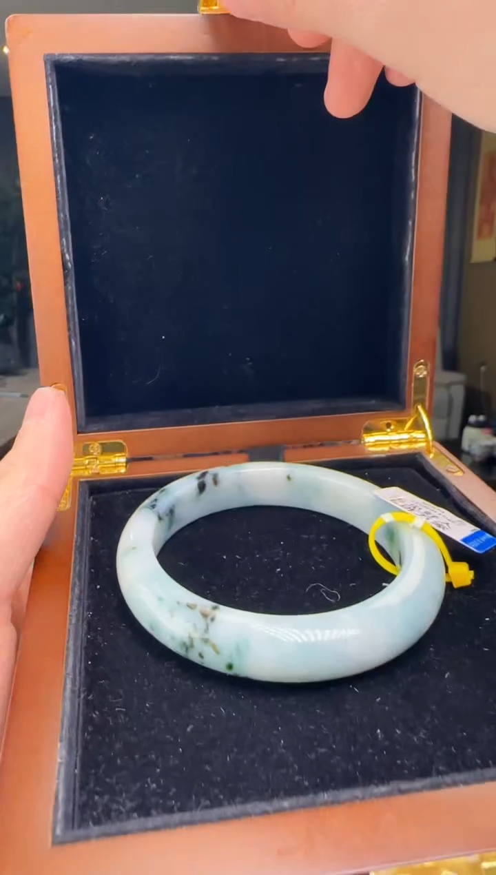 【闪购商品】翡翠手镯未镶嵌DY@@960Q3J12218