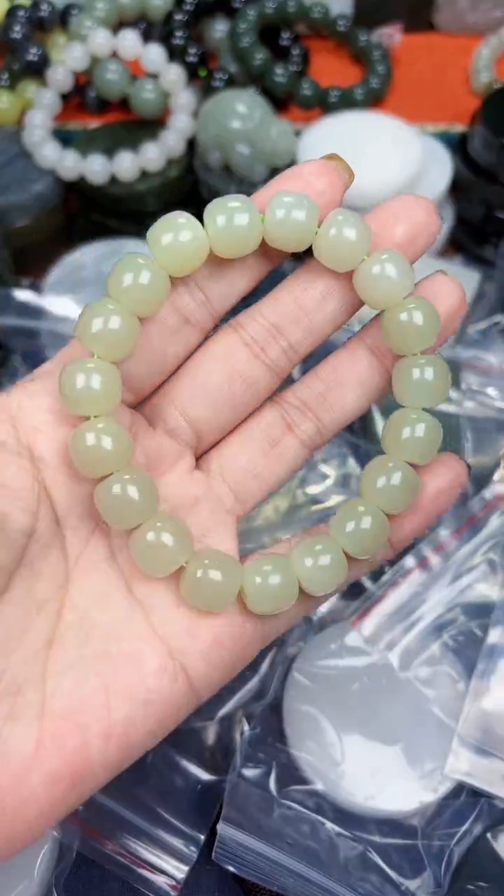 颈饰未镶嵌和田玉和田玉