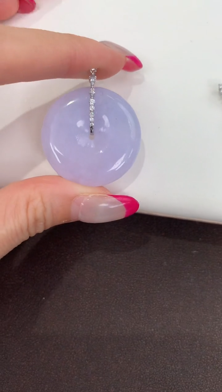 颈饰18K金镶嵌翡翠天然缅甸a货翡翠