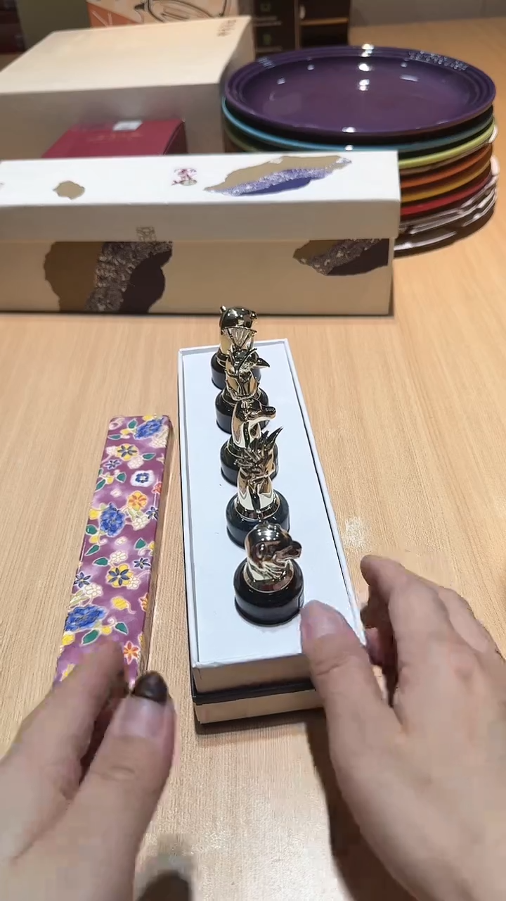【闪购商品】瓷片锅碗瓢盆一件不剩