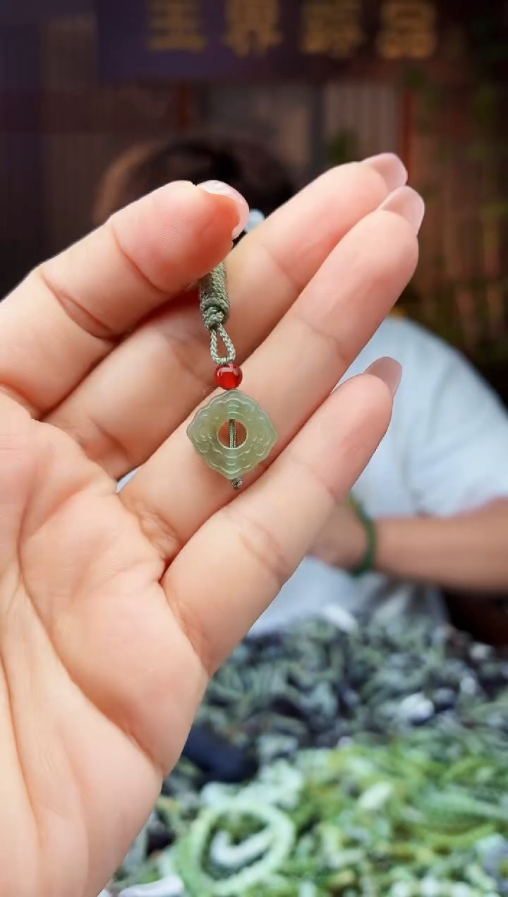 和田玉未镶嵌挂件拍一发一多样性发货