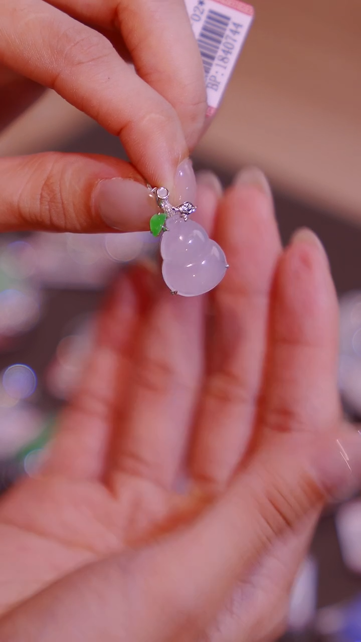 吊坠(不含链)18K金镶嵌翡翠a8