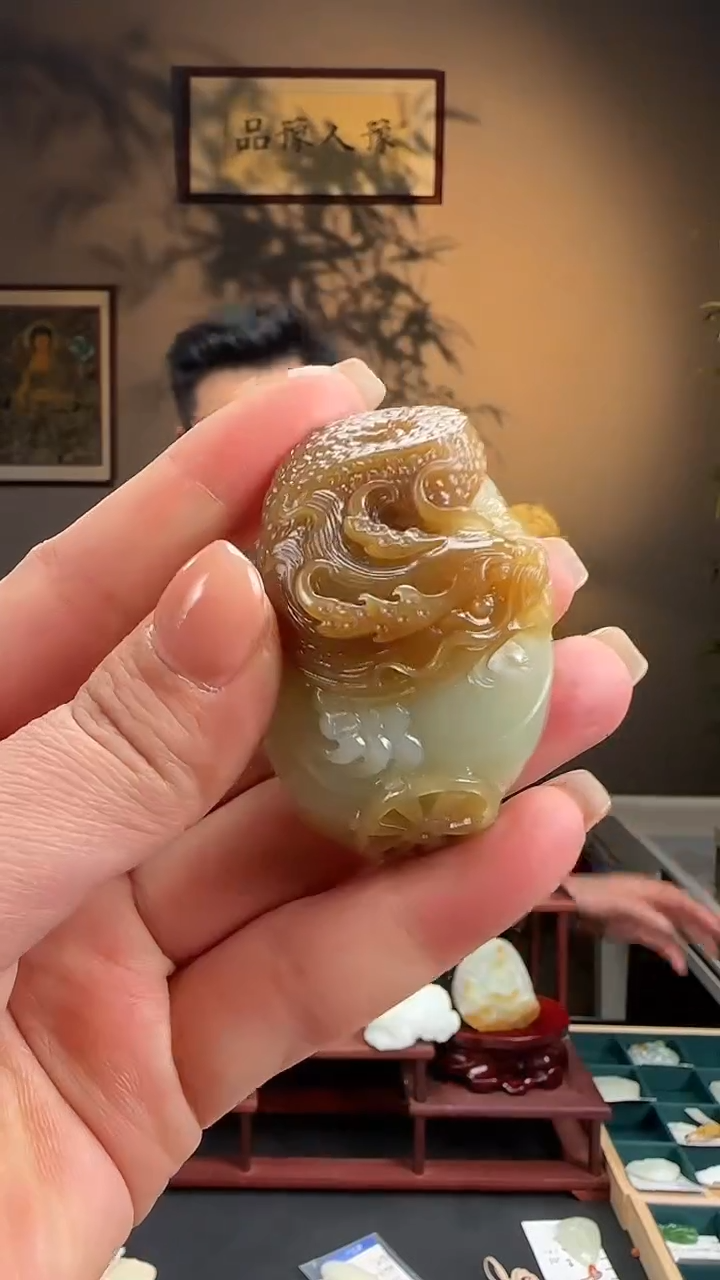 【闪购商品】和田玉吊坠未镶嵌糖玉龙c4972