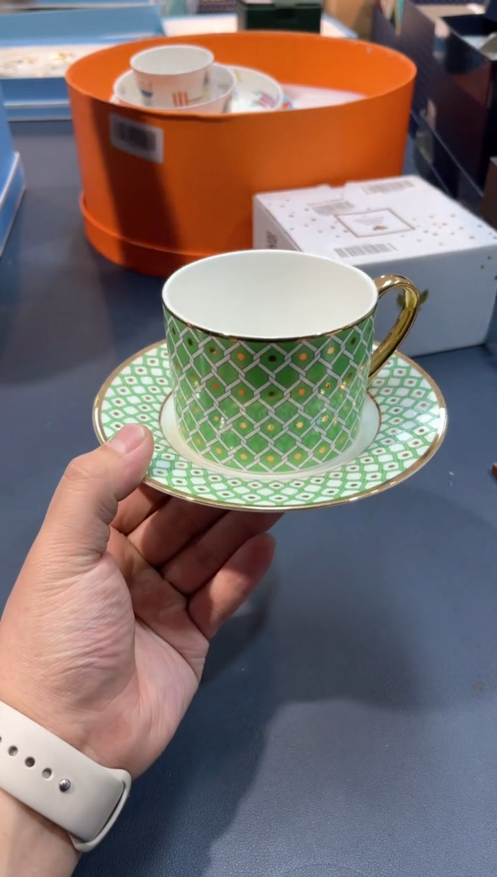 【闪购商品】碗E842-H930全场正品，京东包邮