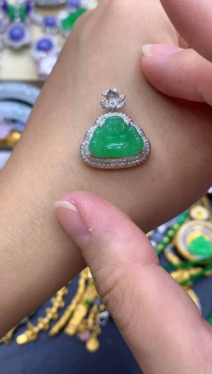 颈饰18K金镶嵌翡翠413-中国好珍宝