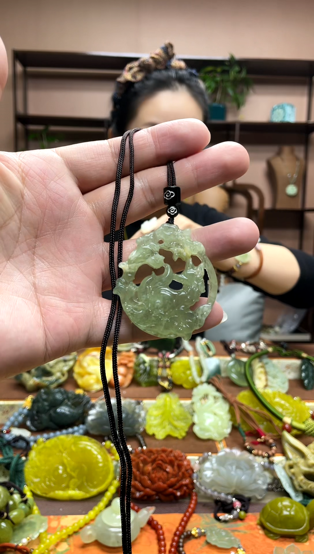 未镶嵌岫玉吊坠·