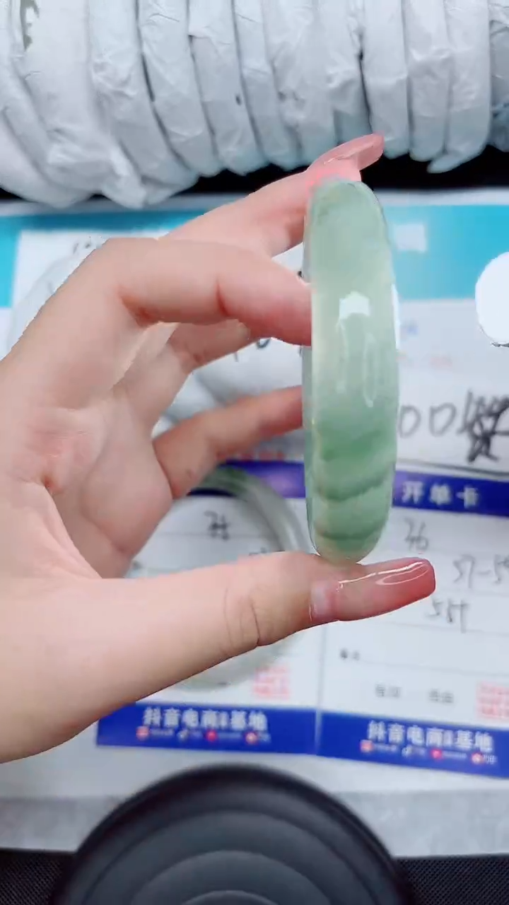石英质玉手镯未镶嵌36-58
