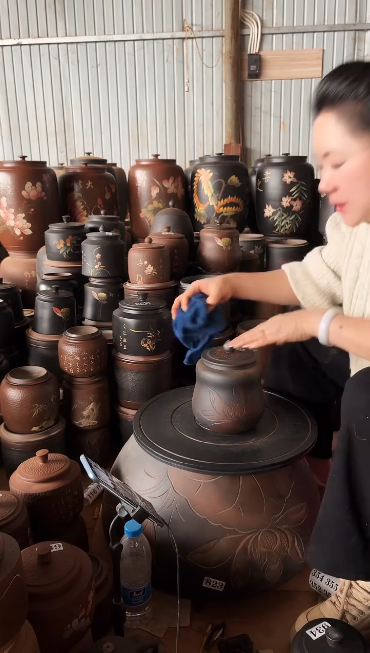 【闪购商品】壶瑕疵茶叶罐小葫芦荷花 058