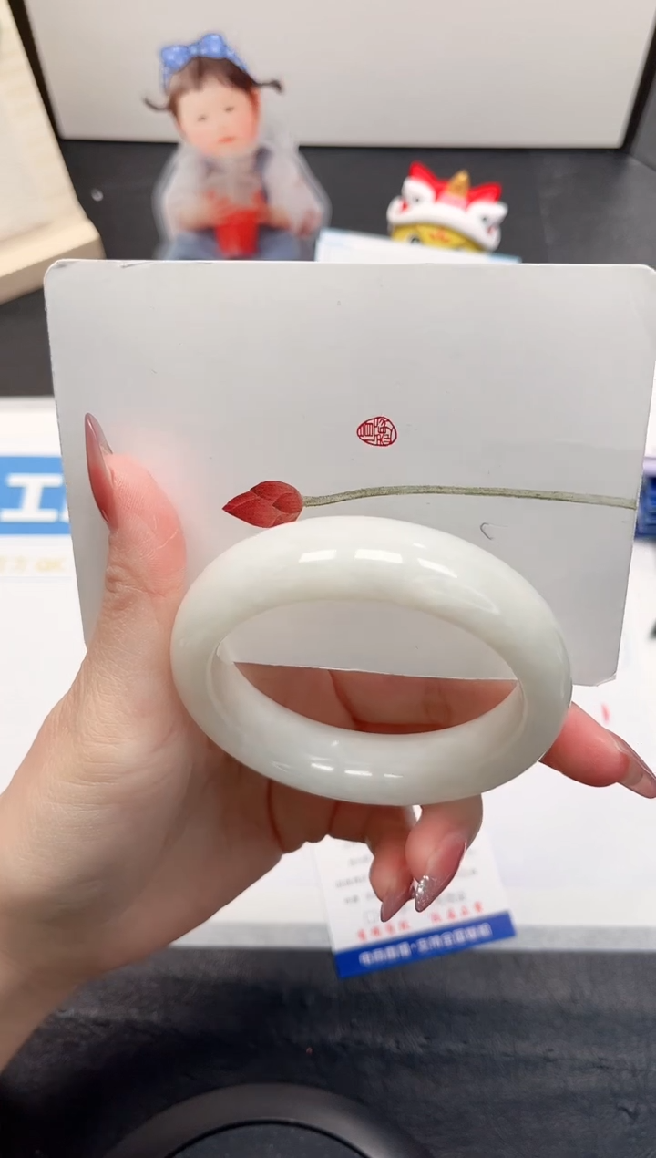 【闪购商品】和田玉手镯未镶嵌105-60