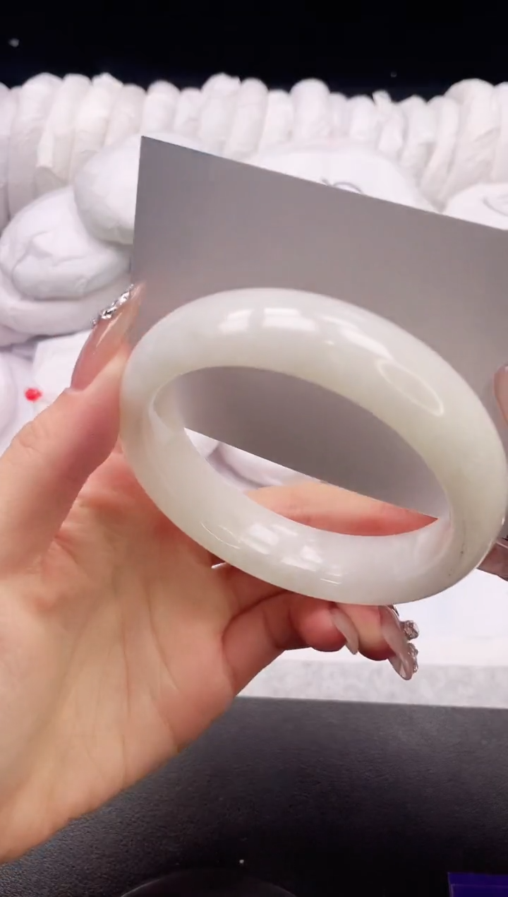 【闪购商品】和田玉手镯未镶嵌6K334-62