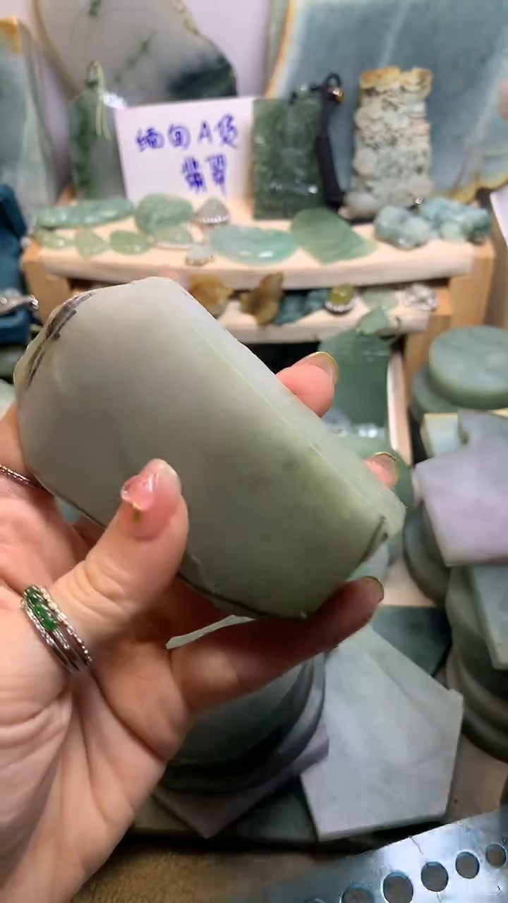 【闪购商品】翡翠挂件未镶嵌缅甸A货翡翠，没有运费险