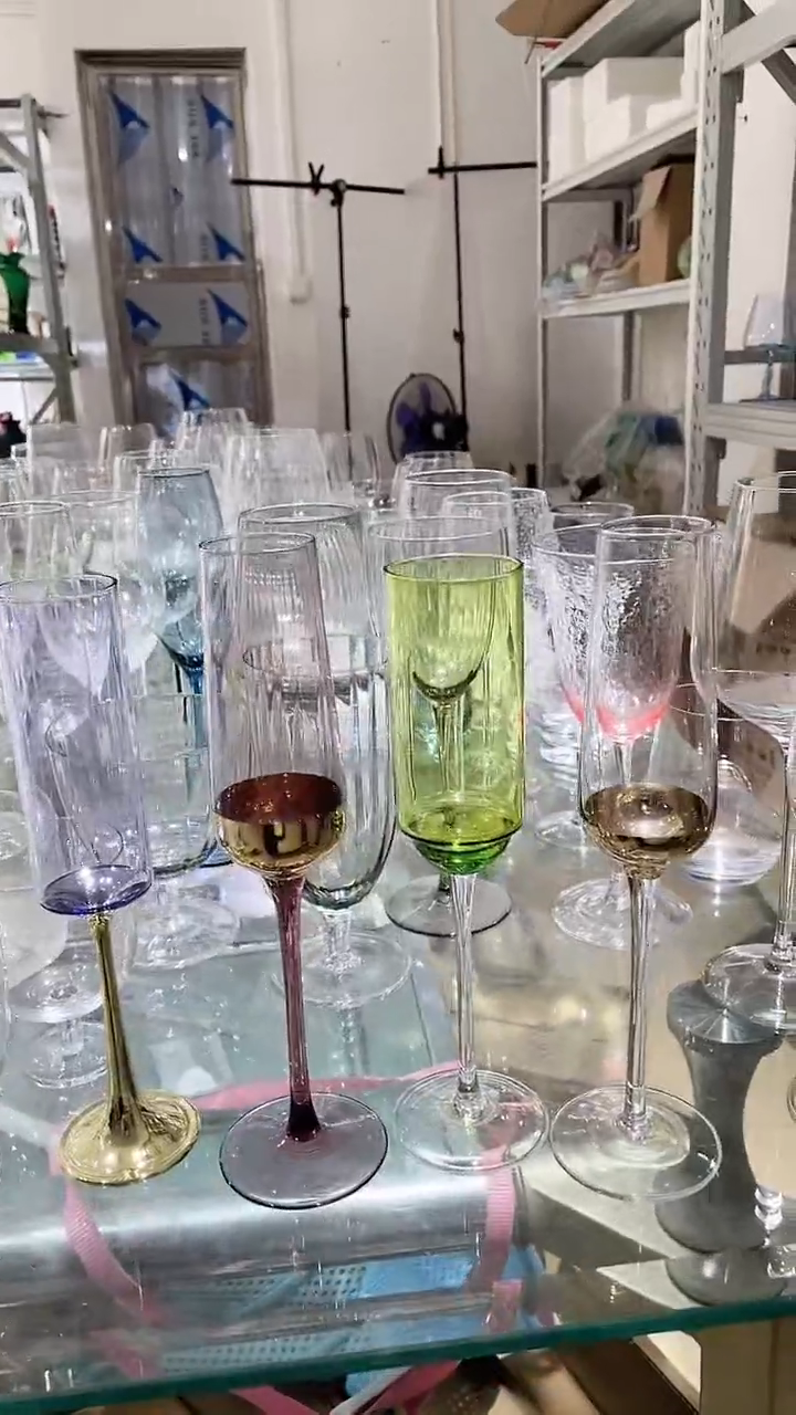 【闪购商品】水晶玻璃4只不同款香槟杯