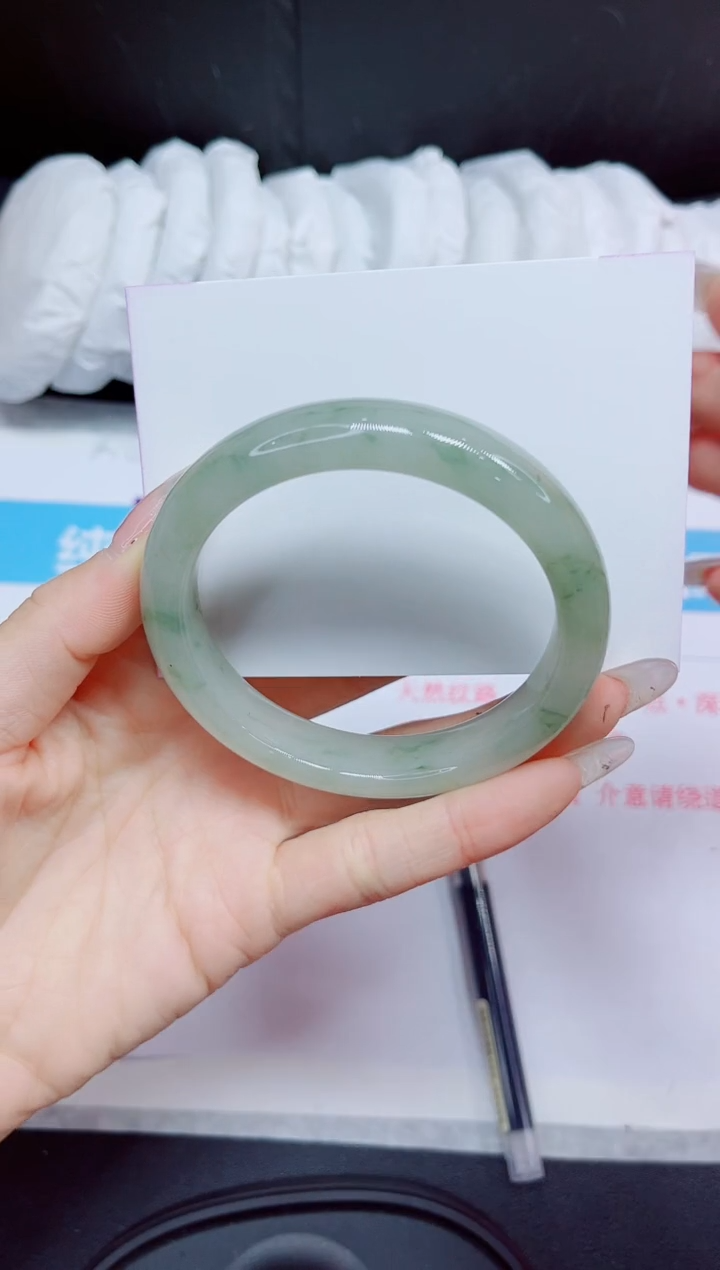 石英质玉手镯未镶嵌392