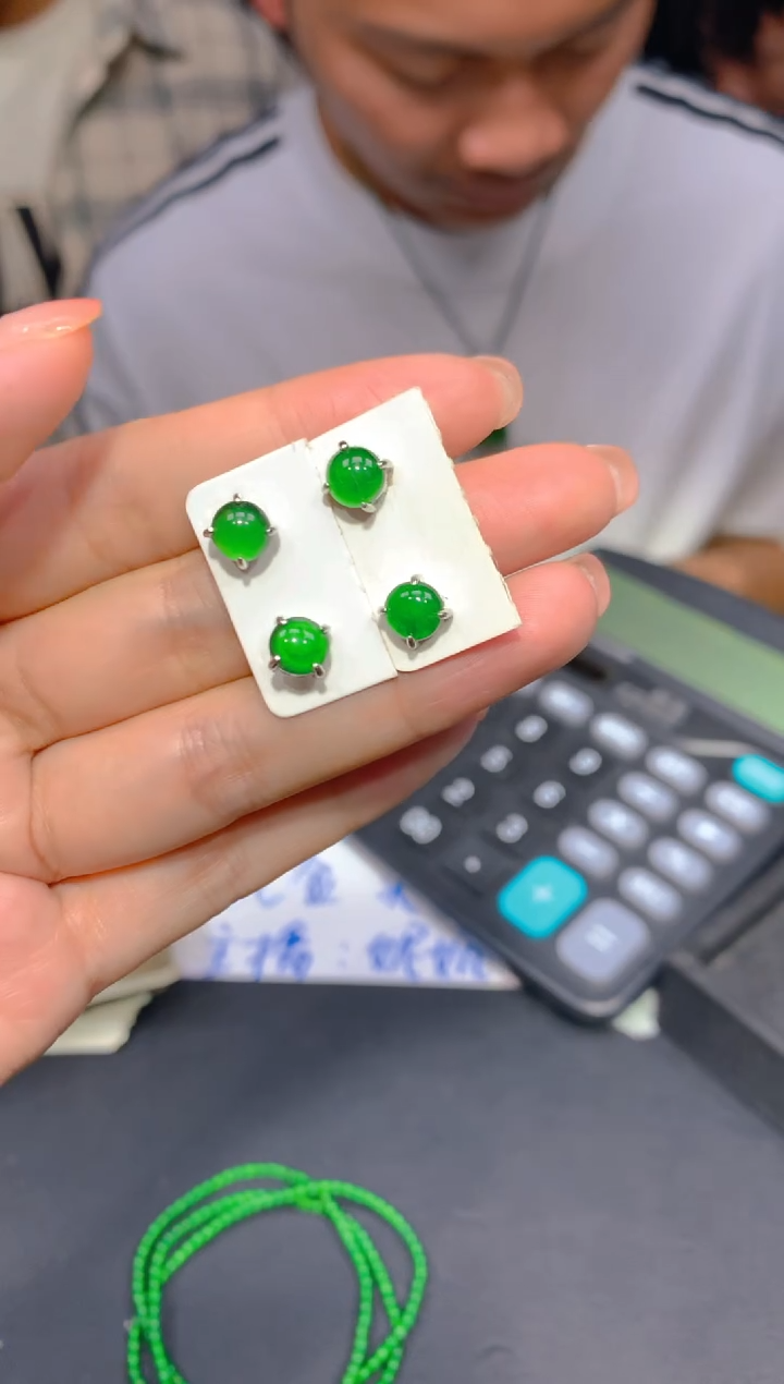 【闪购商品】定制翡翠未镶嵌8多样性发货（发其一）